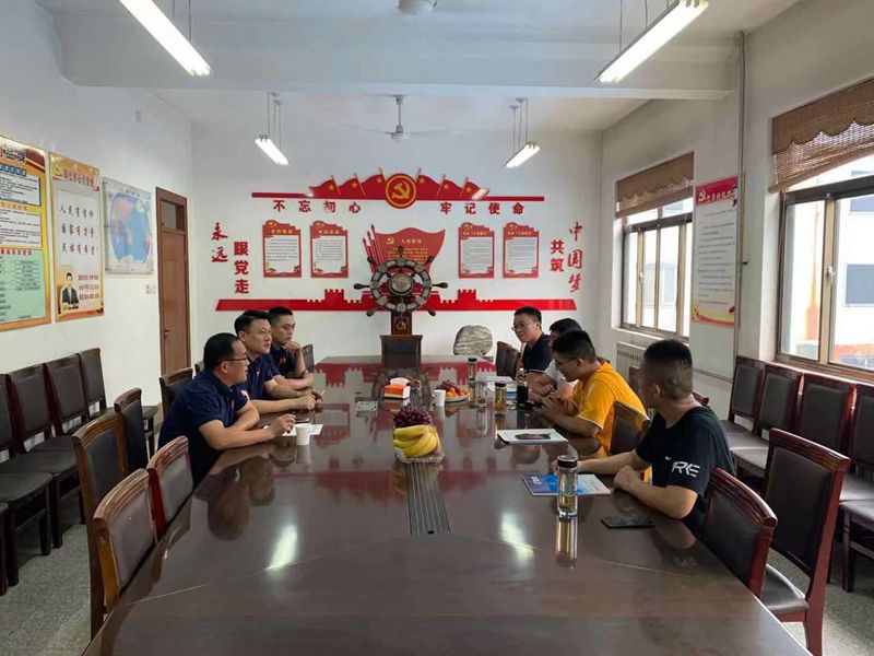 邯鄲晨光生物科技有限公司來(lái)我廠考察鉆機(jī)